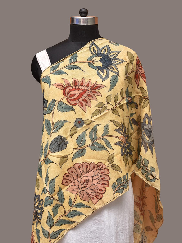Cream Kalamkari Hand Painted Sico Stole with Floral Design ds3405