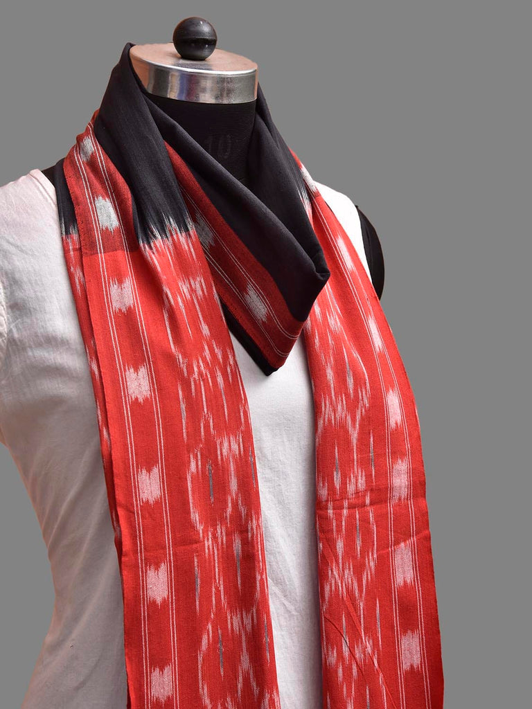 Black and Red Pochampally Ikat Cotton Handloom Dupatta with Grill Design ds3913