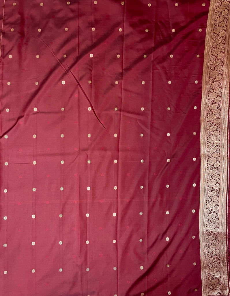 Brown Banaras Viscose Katan Saree with Silver Zari Floral Weaving And Grand Pallu B0551ds