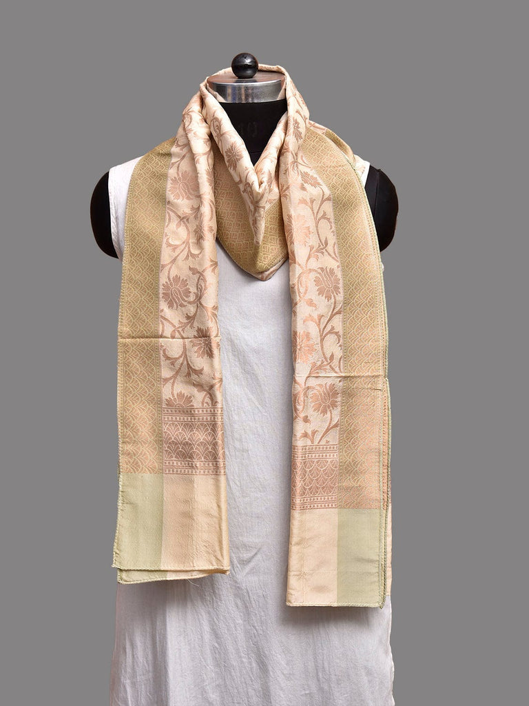 Cream Banaras Katan Silk Stole with Floral Design ds3902