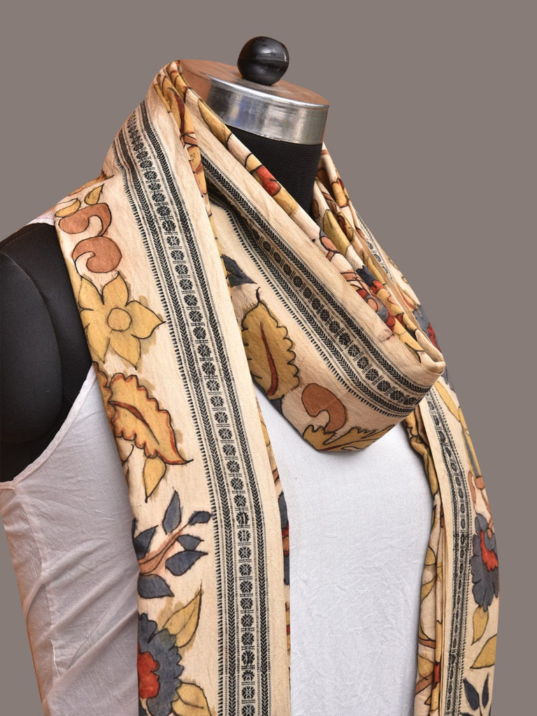 Cream Kalamkari Hand Painted Cotton Handloom Dupatta with Floral and Peacocks Design ds3352