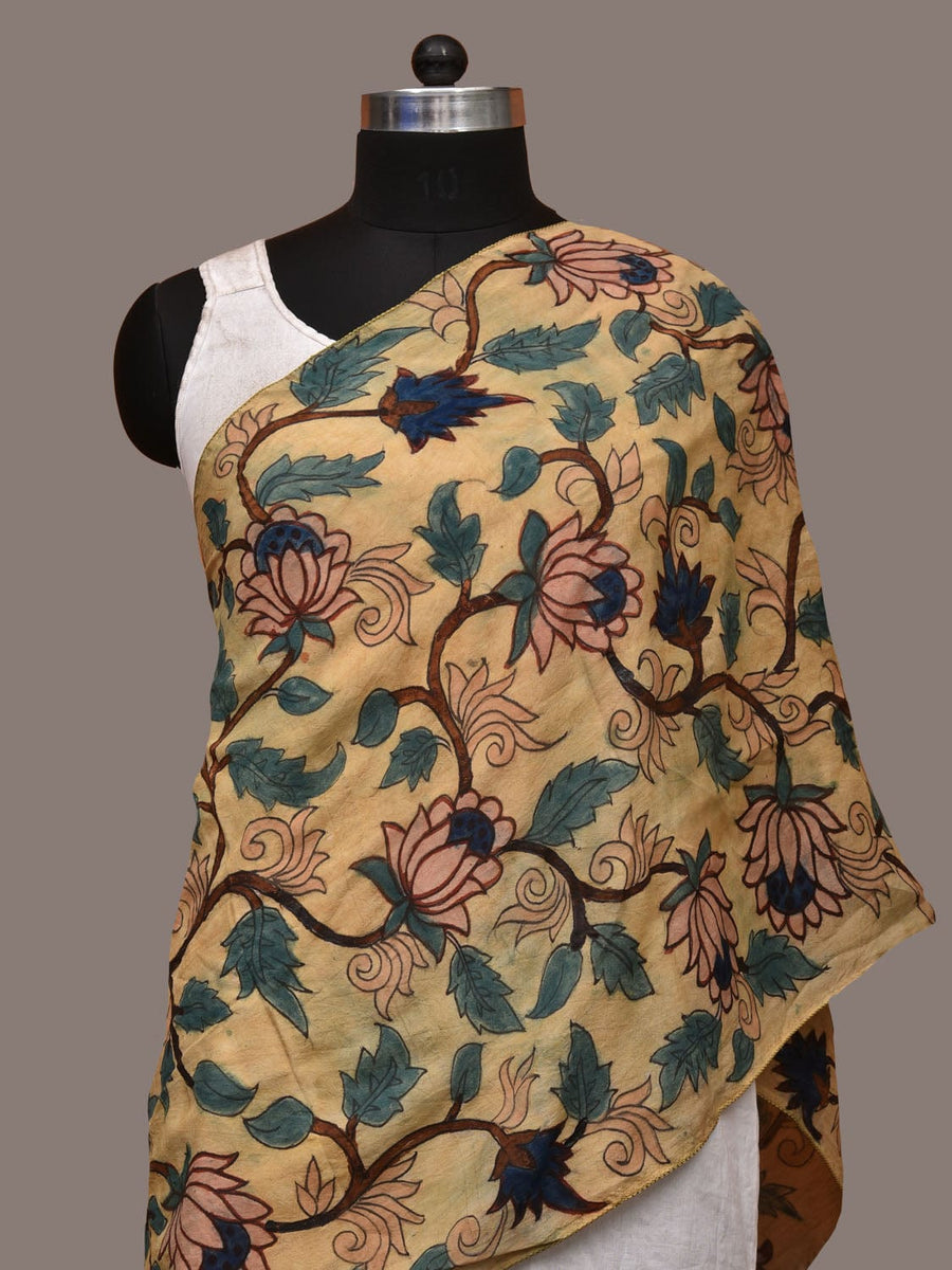 Cream Kalamkari Hand Painted Sico Handloom Stole with Lotus Flowers De ...