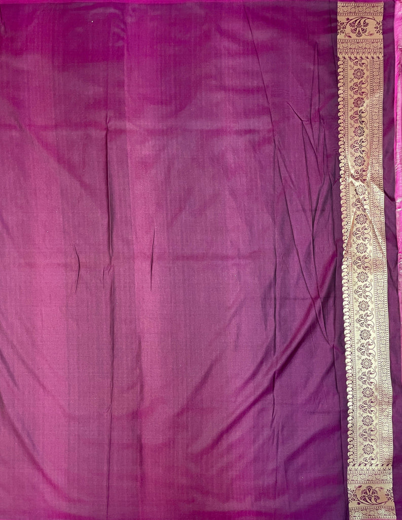 Dark Purple Katan Banarasi Saree with Silver Zari Floral Weaving And Grand Pallu B0604ds