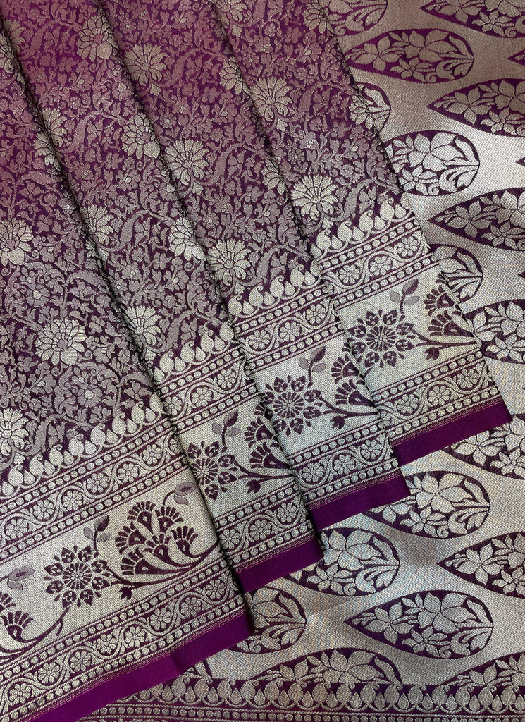 Dark Purple Katan Banarasi Saree with Silver Zari Floral Weaving And Grand Pallu B0604ds