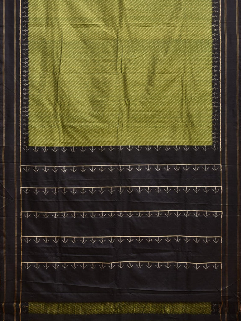 Green and Black Pochampally Ikat Silk Handloom Saree with Diagonal Design i0857
