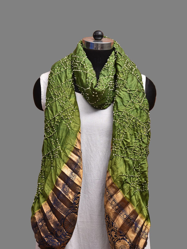 Green and Blue Bandhani Kanchipuram Silk Handloom Dupatta with Grill Design ds3709