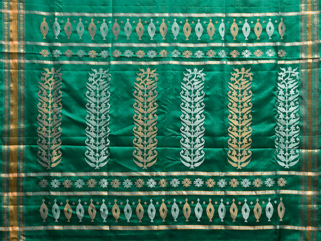 Green Uppada Silk Handloom Saree with Karpur Pallu Design u2495