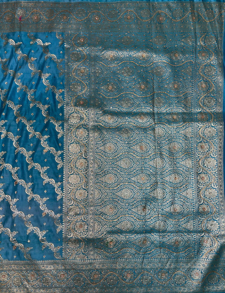 Light Blue Katan Banarasi Saree with Silver Zari Floral Weaving And Grand Pallu B0596ds