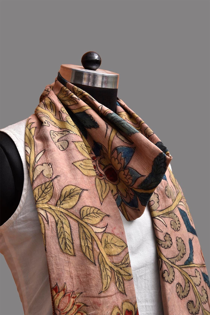 Light Peach Kalamkari Hand Painted Cotton Stole with Big Floral Design ds3783