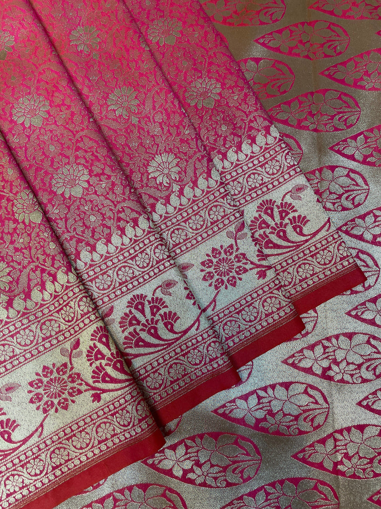 Light Pink Katan Banarasi Saree with Silver Zari Floral Weaving And Grand Pallu B0603ds