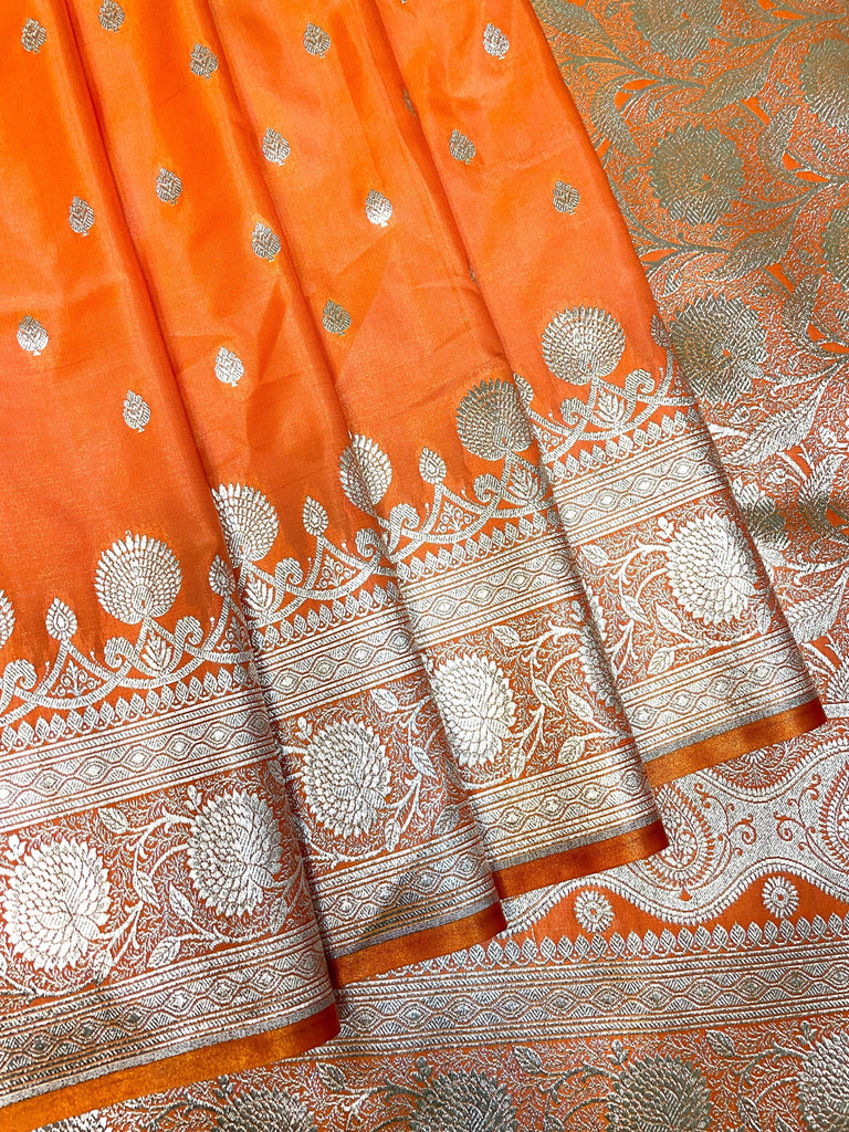 Orange Katan Banarasi Saree with Silver Zari Floral Weaving And Grand Pallu B0636ds