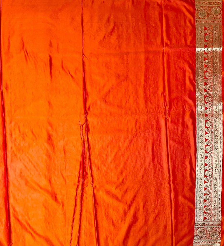 Orange Katan Banarasi Saree with Silver Zari Floral Weaving And Grand Pallu B0646ds