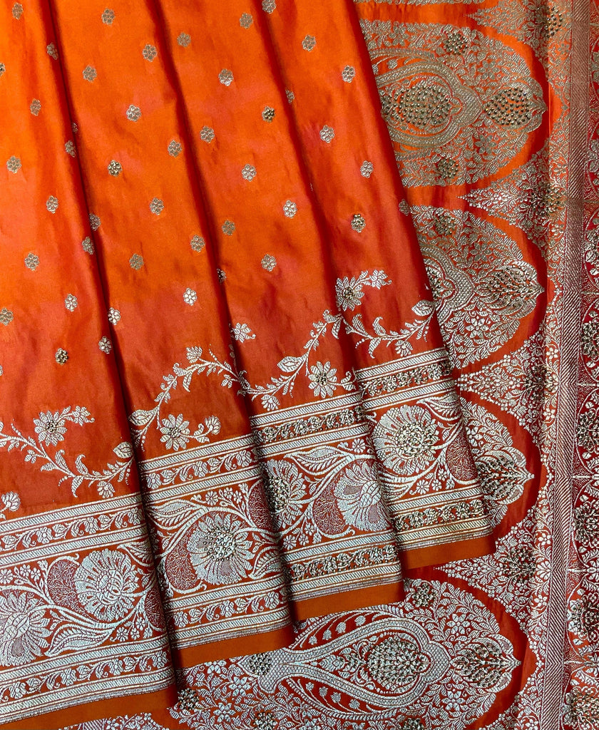 Orange Katan Banarasi Saree with Silver Zari Floral Weaving And Grand Pallu B0646ds