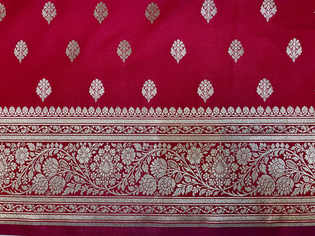 Pink Katan Banarasi Saree with Silver Zari Floral Weaving And Grand Pallu B05607ds