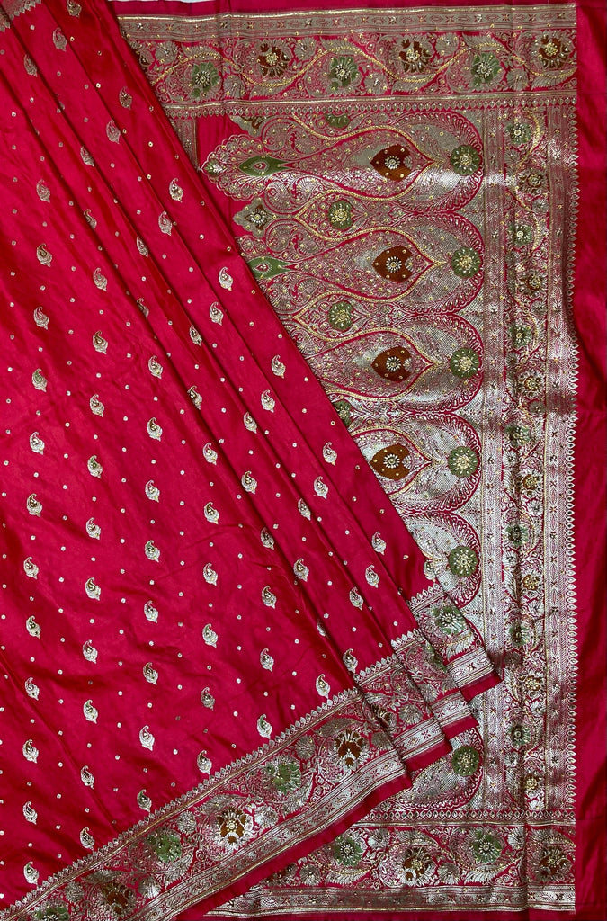 Pink Katan Banarasi Saree with Silver Zari Floral Weaving And Grand Pallu B0641ds