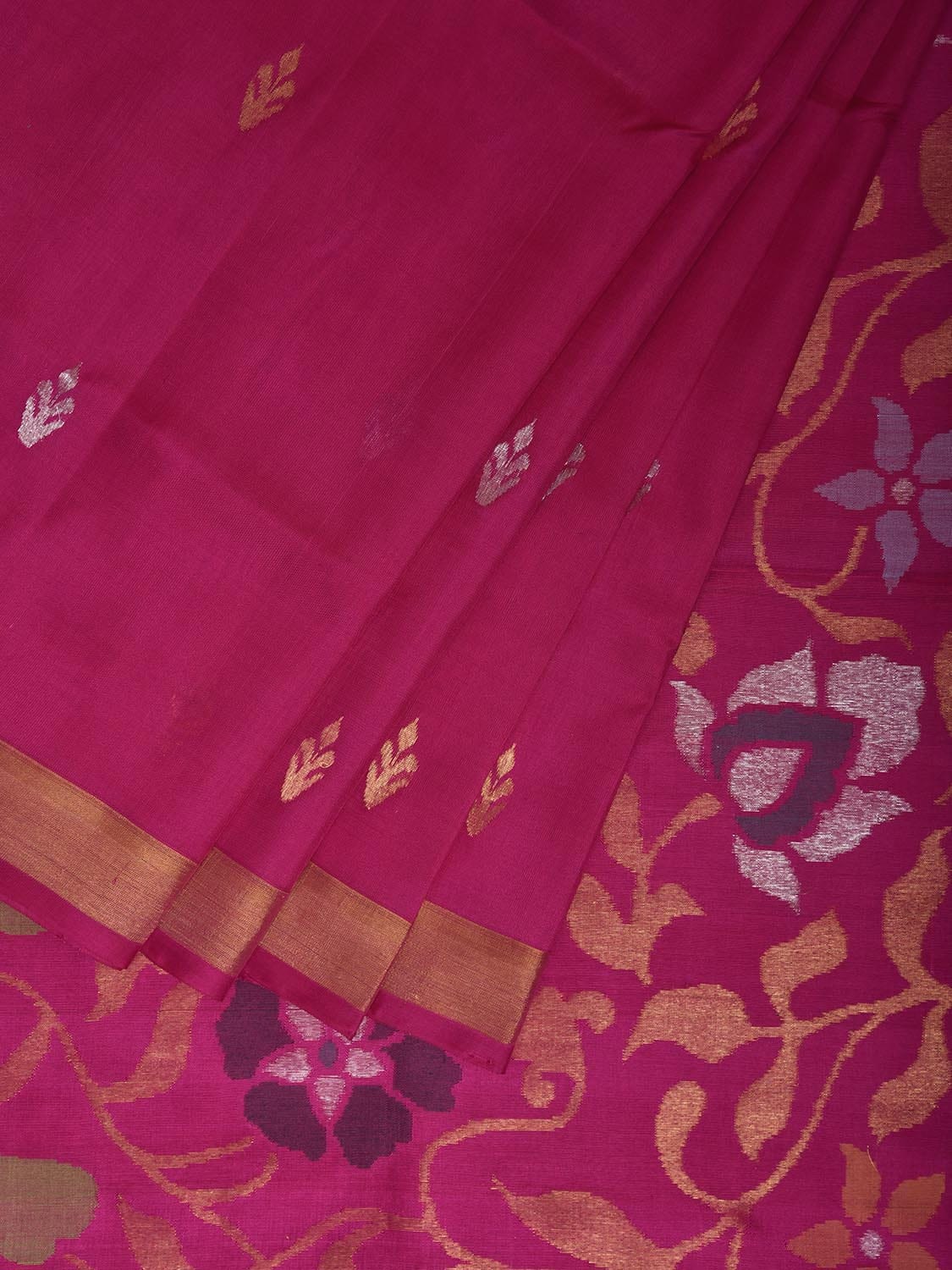 Deep Reddish Pink Pure Handloom Silk Saree With Contrast Matching Pallu and Blouse