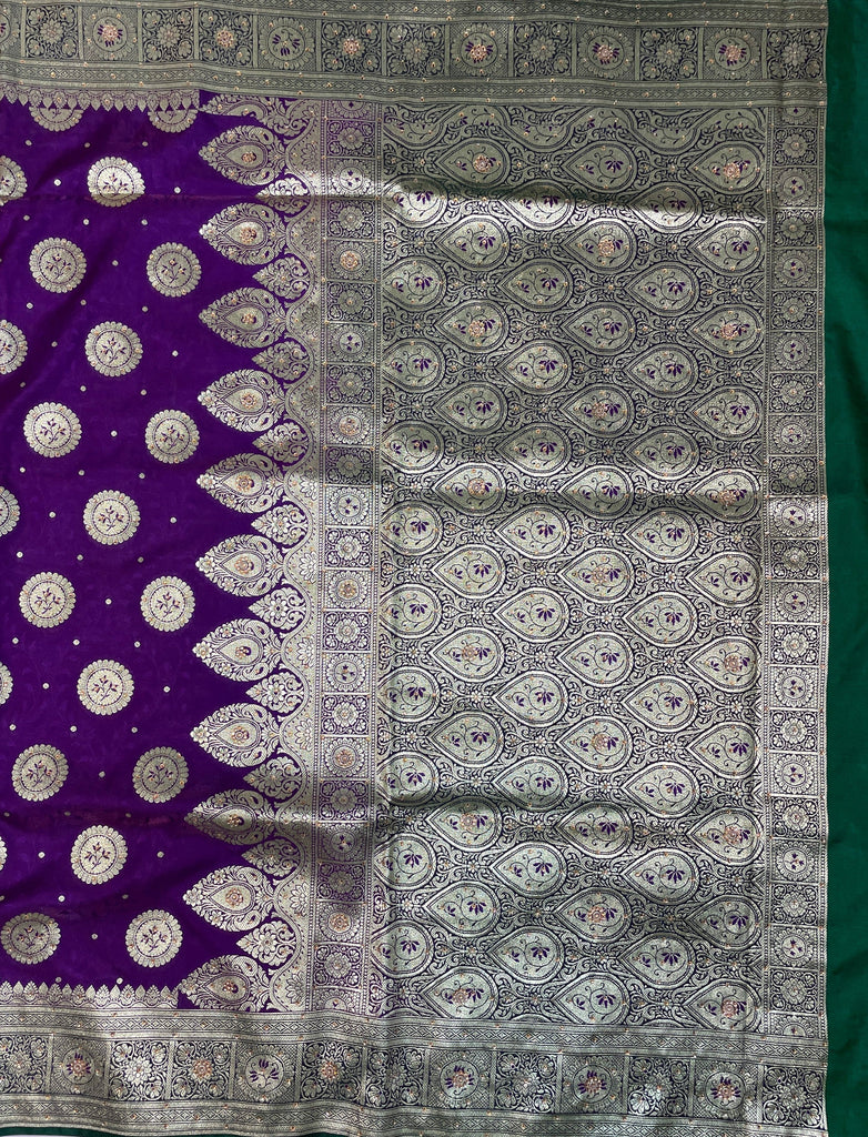 Purple Katan Banarasi Saree with Silver Zari Floral Weaving And Grand Pallu B0631ds