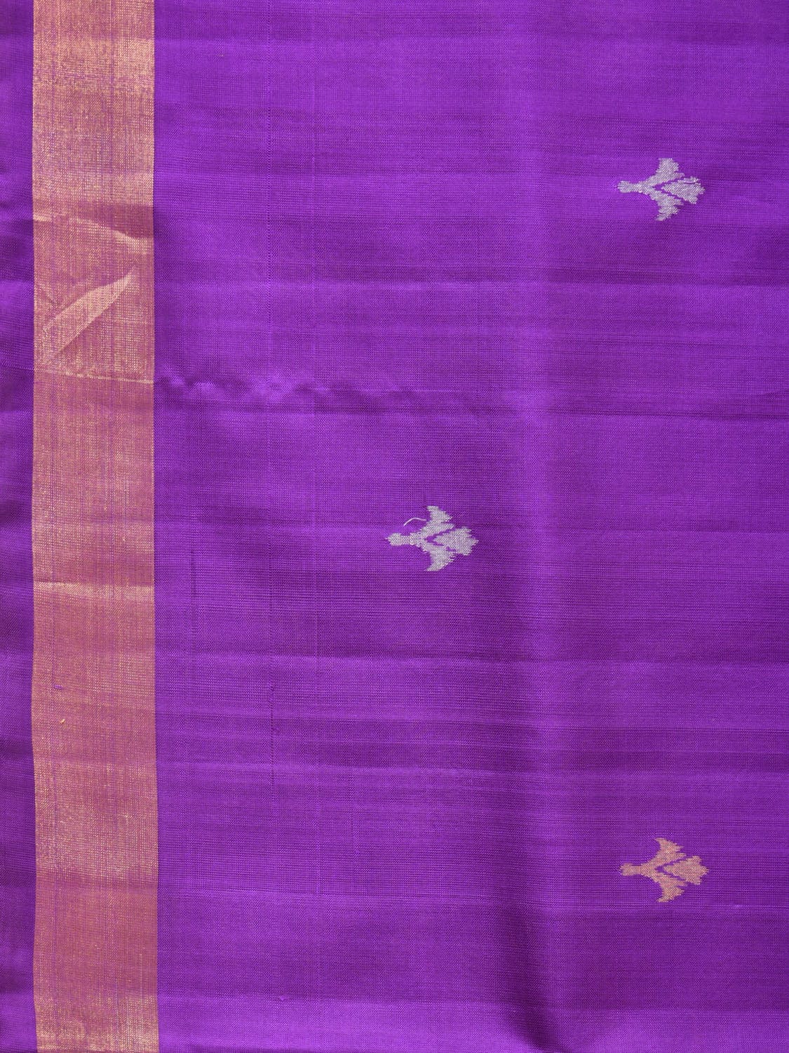 Pure Resham Blended cotton Khan Saree with Parrot Pallu