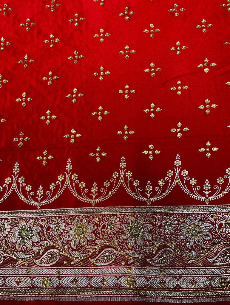 Red Katan Banarasi Saree with Silver Zari Floral Weaving And Grand Pallu B0642ds