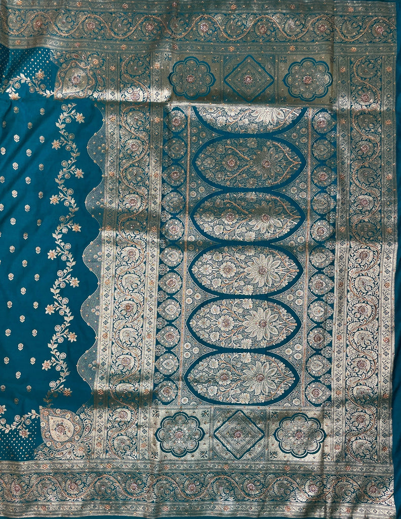 Teal Blue And Red Katan Banarasi Saree with Silver Zari Floral Weaving And Grand Pallu B0633ds