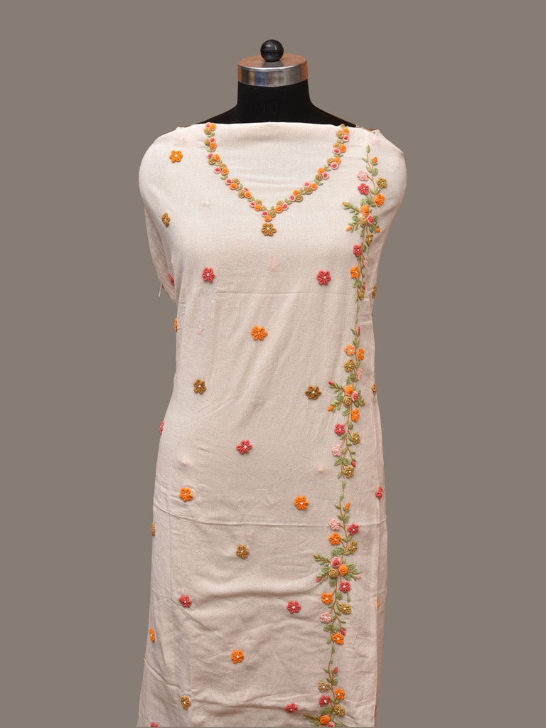 White Hand Embroidary Cotton Kurta with Floral Work Design f0230