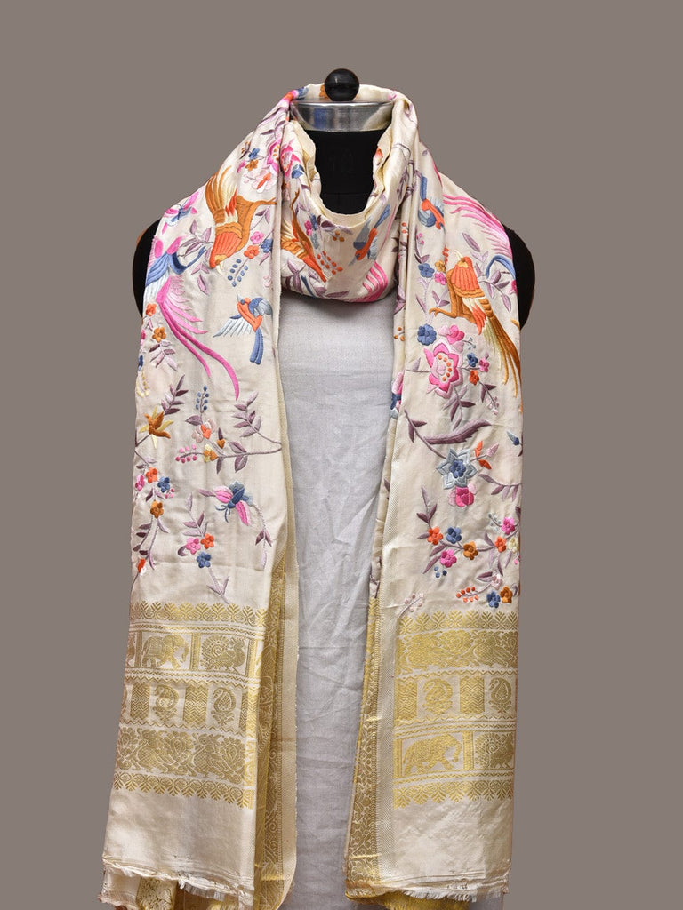 White Parsi Gara Handwork Kanchipuram Silk Handloom Dupatta with Border Design ds3290