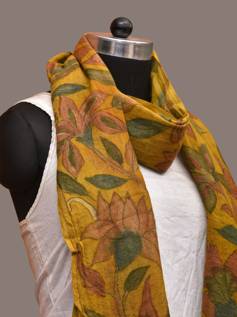 Yellow Kalamkari Hand Painted Woolen Stole with Floral and Peacocks Design ds3215