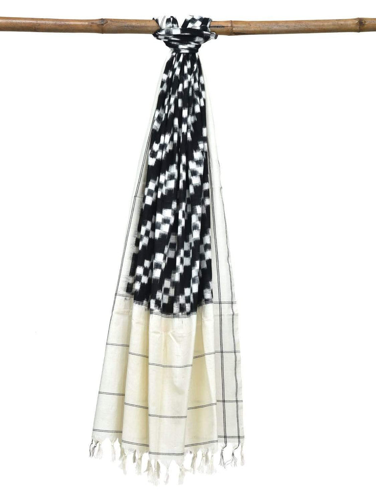 Black and White Pochampally Ikat Cotton Handloom Dupatta with Diagonal Design ds1844