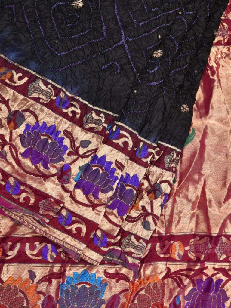 Black Bandhani Paithani Silk Handloom Saree with Lotus Border Design bn0311