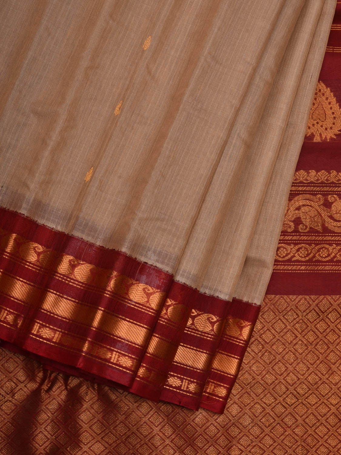 Buy Hand Woven SICO Gadwal Saree With Pure Silk Blouse Piece and Pallu With  Kuttu Interlocking Border . Online in India - Etsy