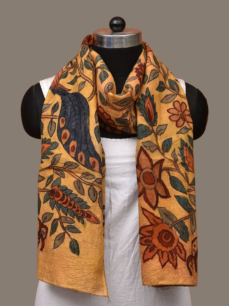 Cream Kalamkari Hand Painted Cotton Silk Handloom Stole with Floral and Peacock Design ds3140