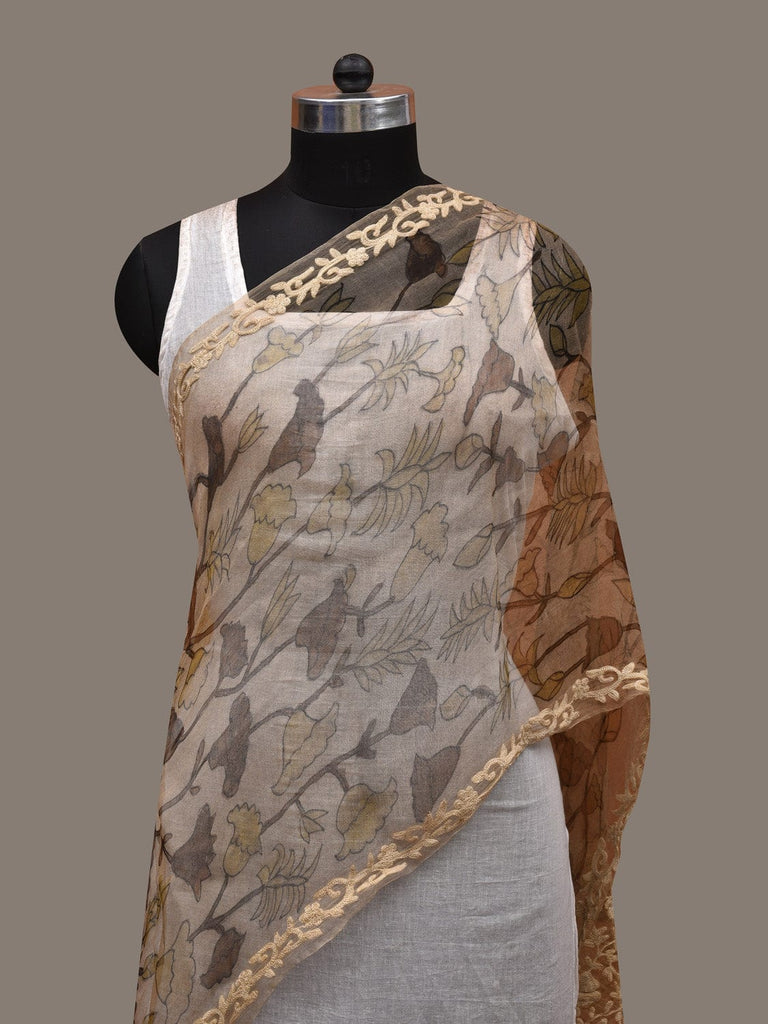 Cream Kalamkari Hand Painted Organza Silk Stole with Floral and Embroidary Design ds2896