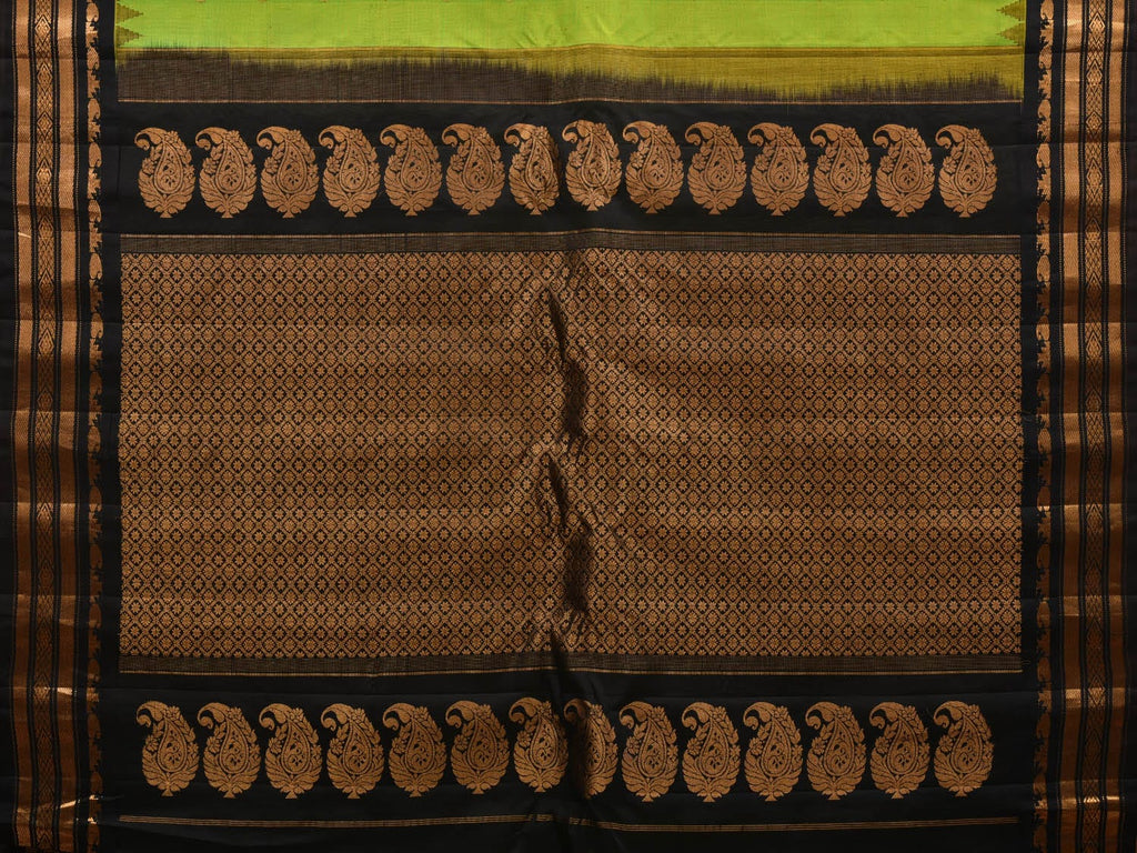 Green and Black Gadwal Silk Handloom Saree with Mango Pallu and Temple Border Design g0308