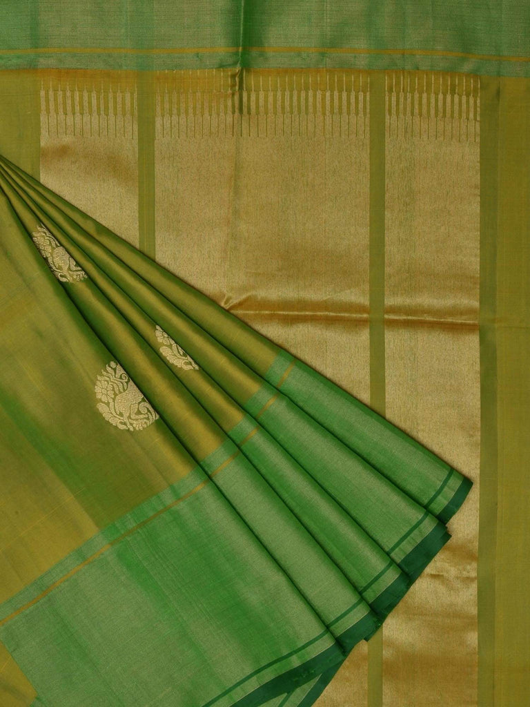 Green Kanchipuram Silk Handloom Saree with Shikari Buta Design K0306