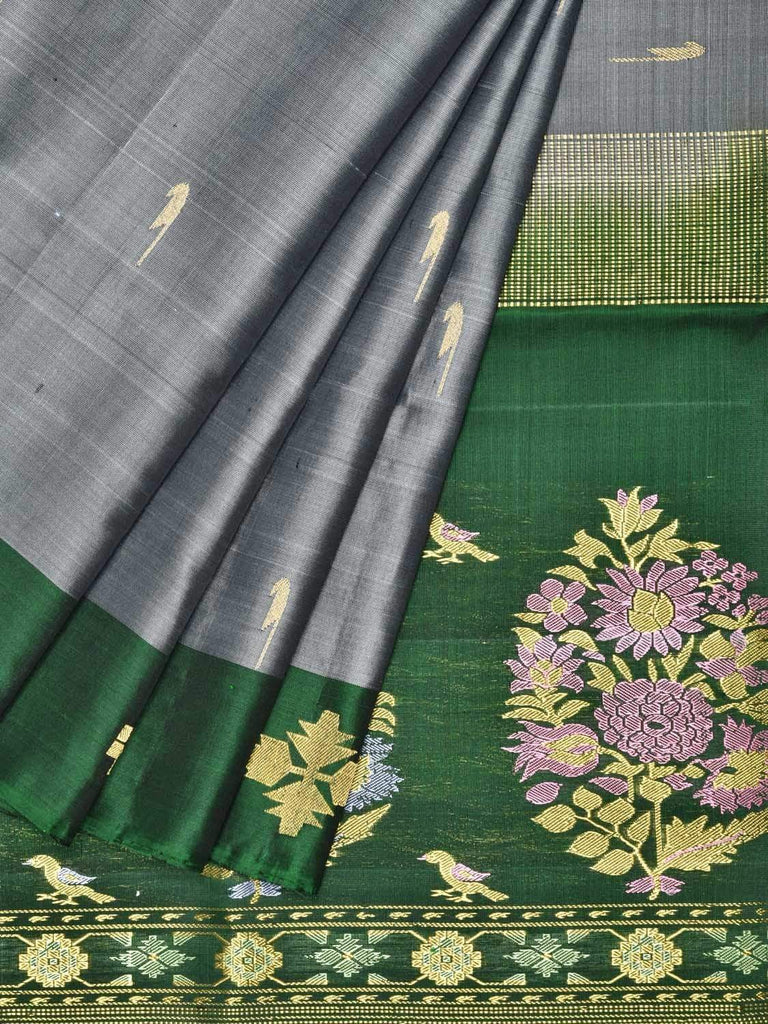 Grey and Green Silk Handloom Saree with One Side Border and Pallu Design O0257
