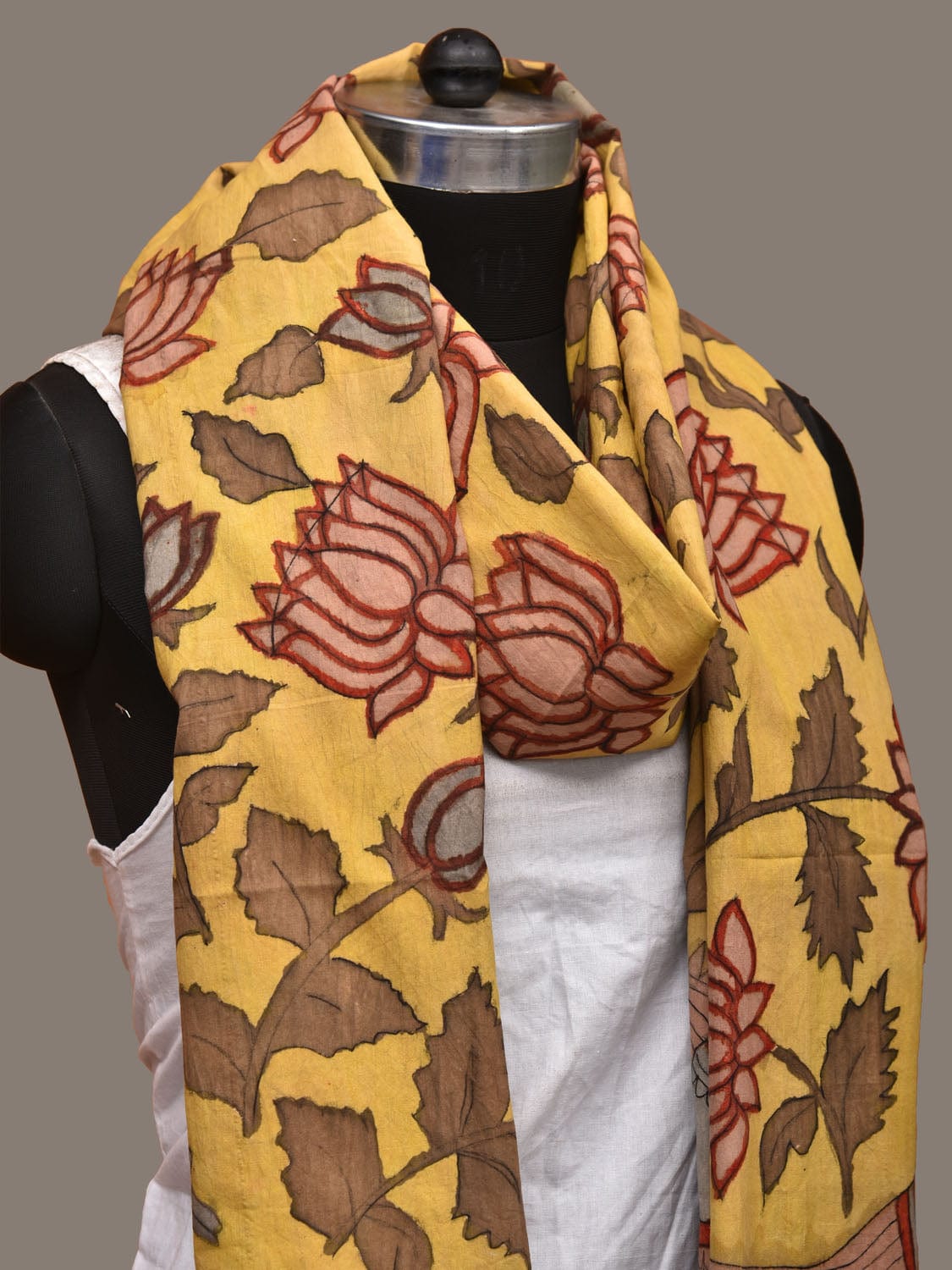 Yellow Kalamkari Hand Painted Cotton Handloom Dupatta with Lotus Flowe ...